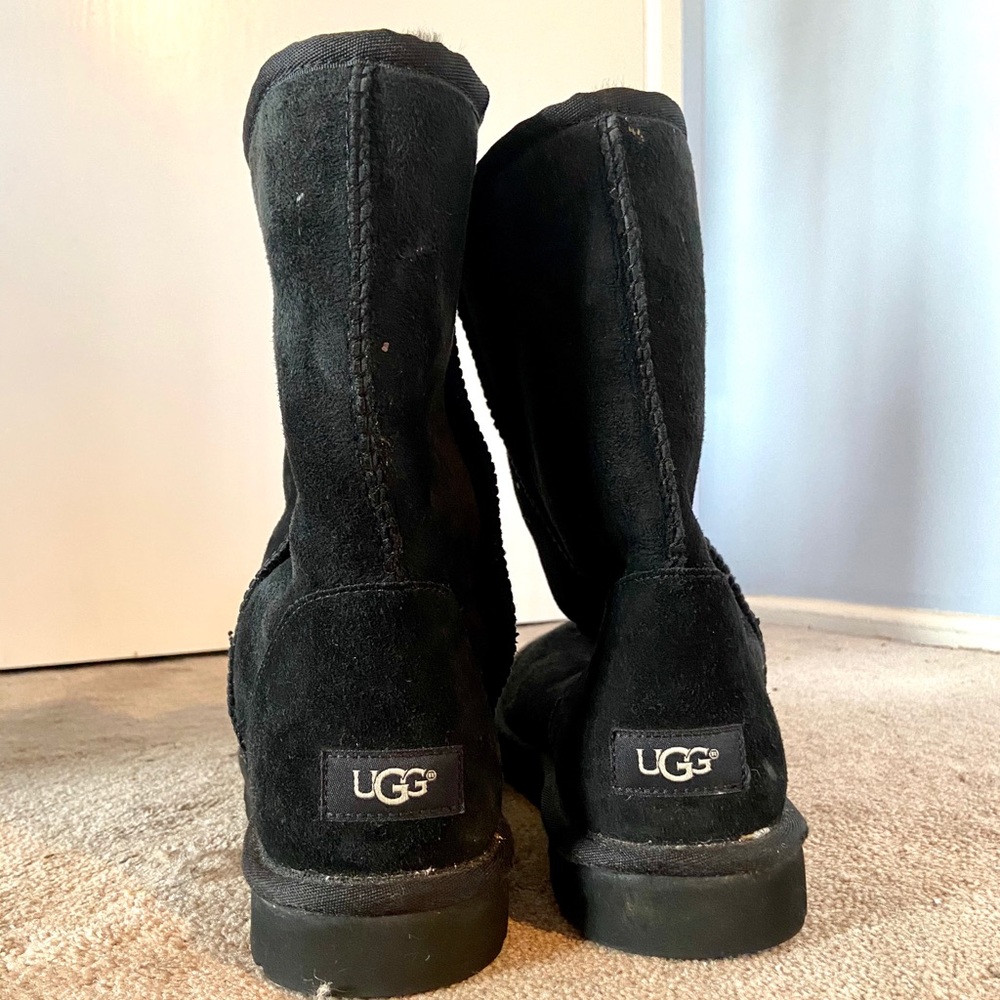 UGG classic short boots black